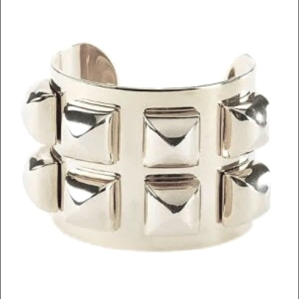 Vince Camuto Bold Chunky Pyramid Stud Studded Cuff